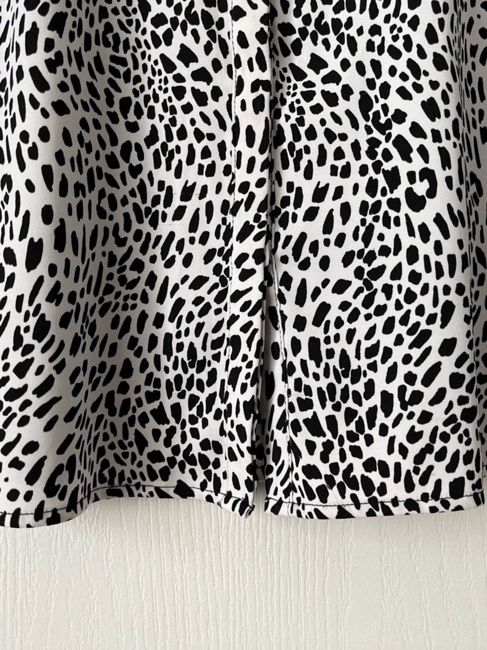 CLEO Black & White Print Sleeveless Blouse Medium - Picture 7 of 15